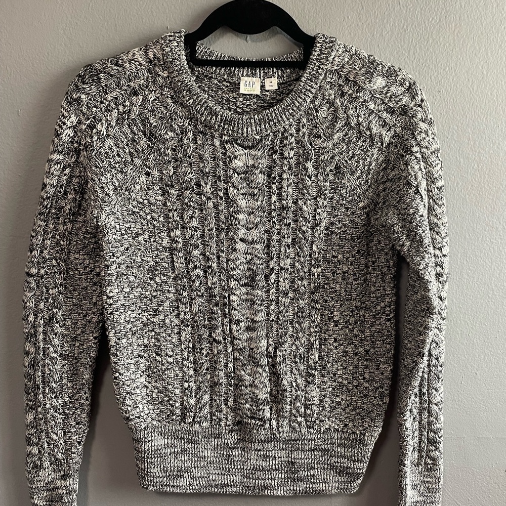Gap chunky textured knitted marled crewneck cotton sweater. Size X-Small